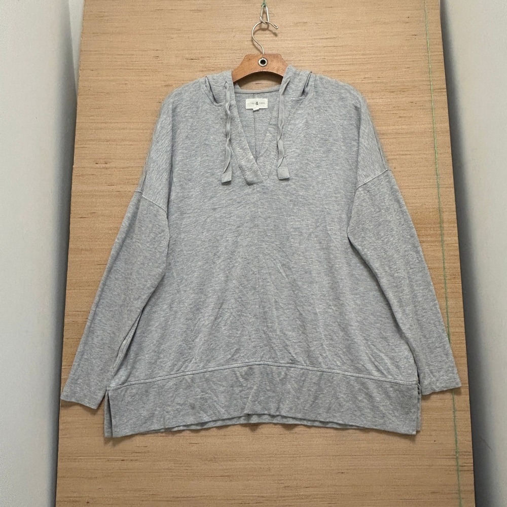 Lou & Grey Womens V-Neck Drawstring Hoodie Heather Gray Relaxed Knit Size M